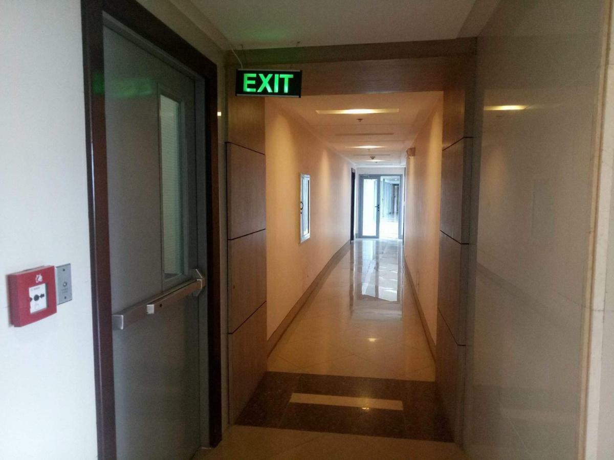 5H Tower C Manhattan Heights Cubao Qc Manila Exterior photo