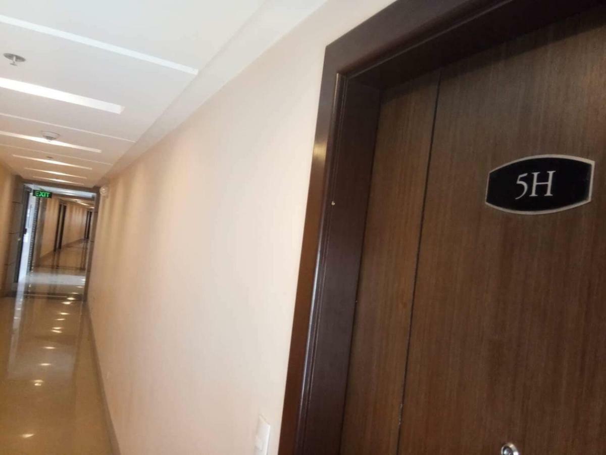 5H Tower C Manhattan Heights Cubao Qc Apartment Manila Exterior photo